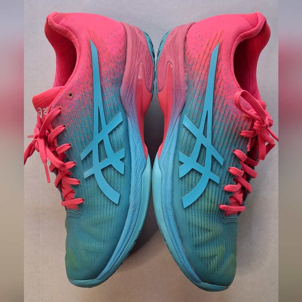 Asics - Picture 9 of 13
